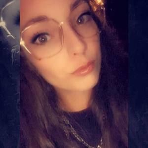 Meet your Posher, Erika